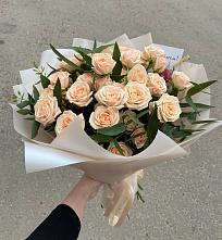 Букет Кремовые розы Латте в Сакмара