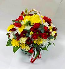 Цветочная композиция из Хризантемы и Розы в корзине в Сакмара